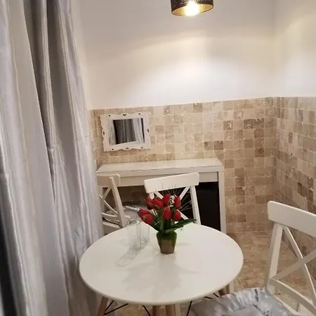 ゲストハウス Casa Luxury Nord ナボダリ